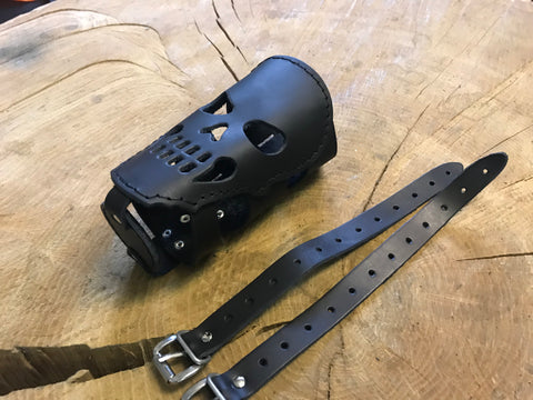 Getränkehalter / Flaschenhalter SKULL Schwarz