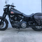 Dynamite Schwarz Satteltaschen Set passend für Harley Davidson Street Bob bis 2017