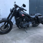 Dynamite Schwarz Links Seitentasche passend für Harley-Davidson Street Bob bis 2017