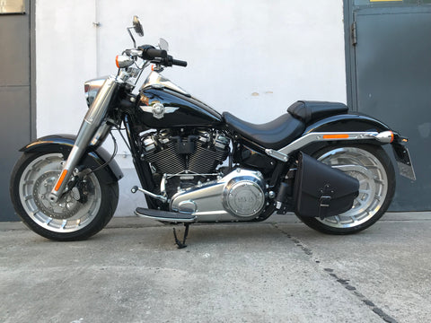 Odin schwarz Schwingentasche passend für Harley-Davidson Softail