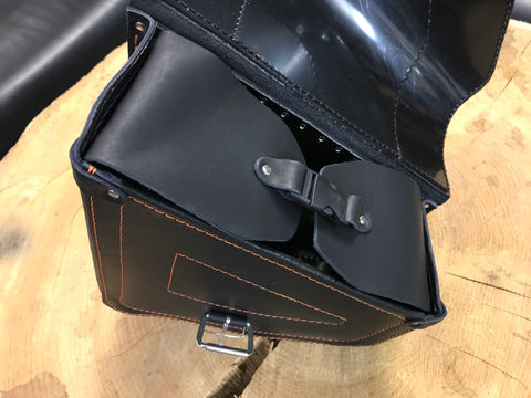 Odin Orange Schwingentasche passend für Harley-Davidson Softail