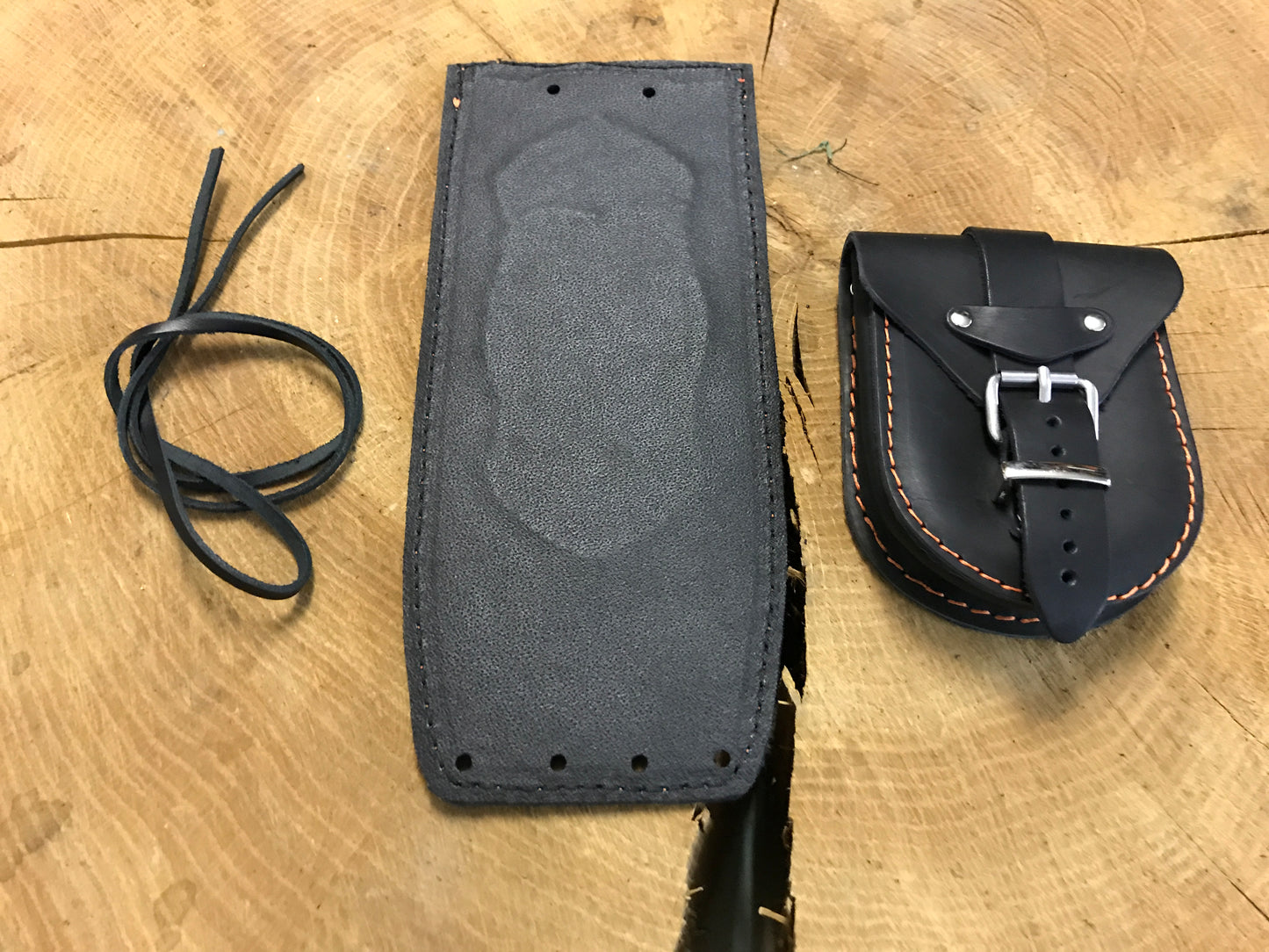 Tankpad in schwarz / orange