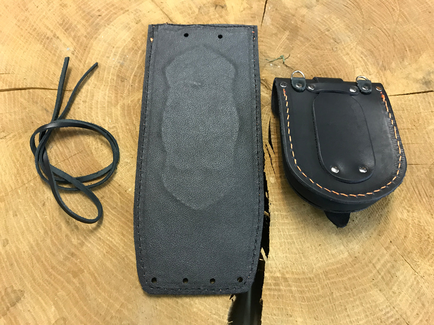 Tankpad in schwarz / orange