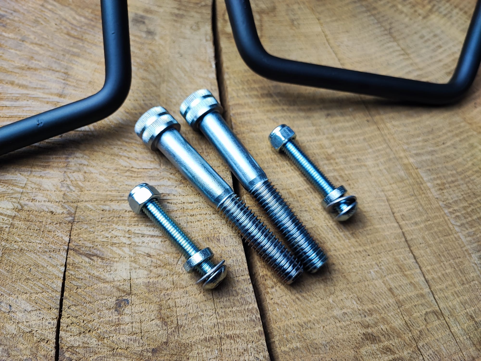 Seitentaschenhalter Set für das KlickFix-System passend für Harley Davidson Sportster XL/XLM/XLN Bj. 1994-2004 linke und rechte Seite